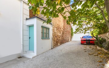 Property slide 12