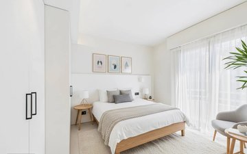 Property slide 18