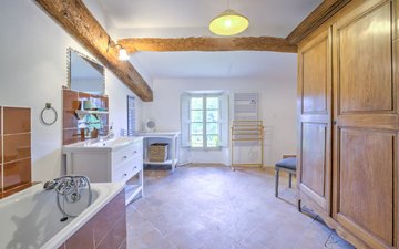 Property slide 15