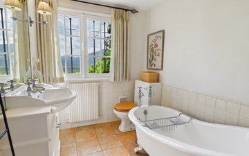 Property slide 10
