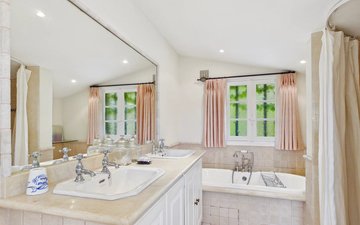 Property slide 14