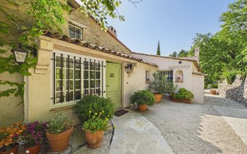 Property slide 19