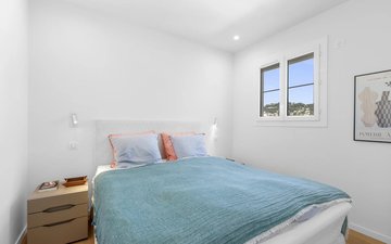 Property slide 19