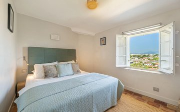 Property slide 8