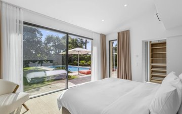 Property slide 18