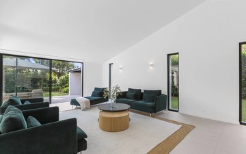 Property slide 10