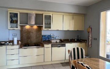 Property slide 10