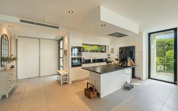 Property slide 8