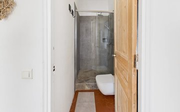 Property slide 17