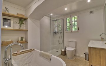Property slide 15