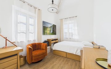 Property slide 20