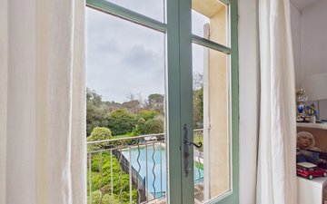 Property slide 11
