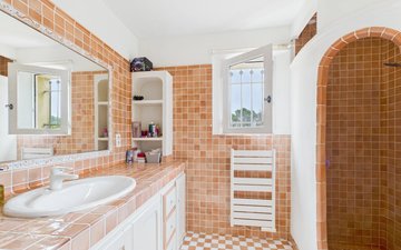 Property slide 15