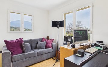 Property slide 19