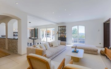 Property slide 7