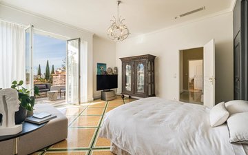Property slide 19
