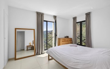 Property slide 12