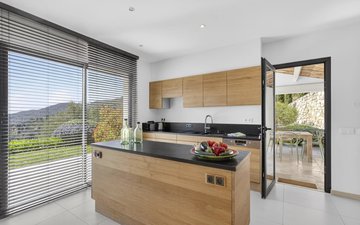 Property slide 18