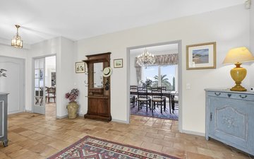 Property slide 7
