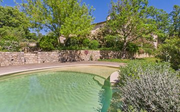 Property slide 17