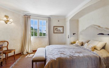 Property slide 16