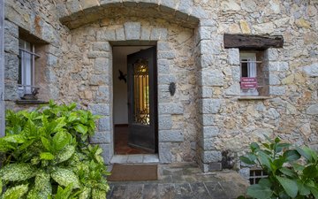 Property slide 16