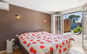 Property slide 19