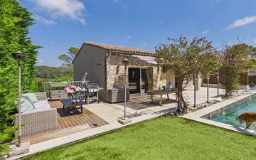 Property slide 10