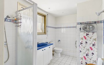 Property slide 14