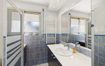 Property slide 17