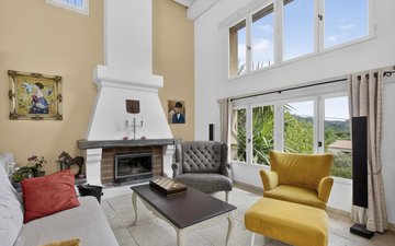 Property slide 17