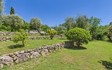 Property slide 15