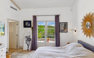 Property slide 16
