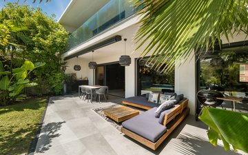 Property slide 17