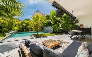 Property slide 4