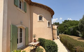 Property slide 20