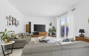Property slide 19