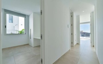 Property slide 22