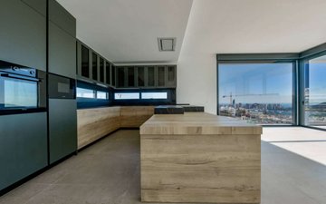 Property slide 14