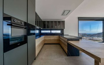 Property slide 15