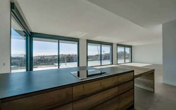 Property slide 18