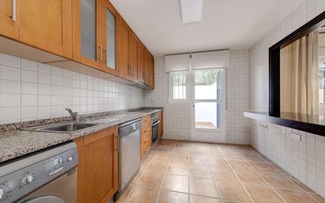 Property slide 70