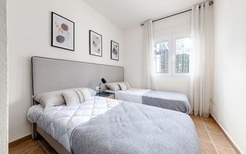 Property slide 75
