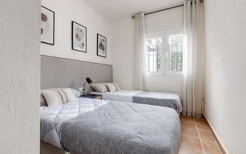 Property slide 76