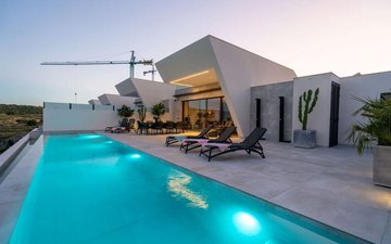 Property slide 10