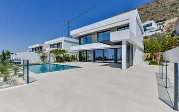 Property slide 14