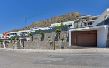Property slide 20