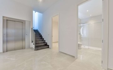 Property slide 48