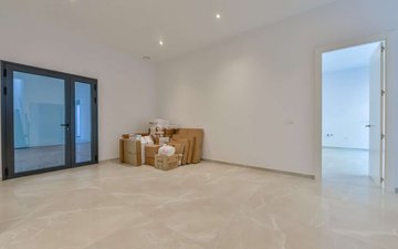 Property slide 58