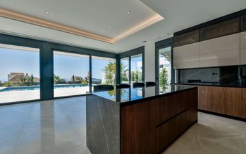Property slide 68